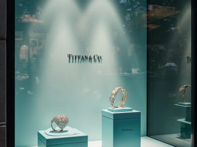 جواهرات جاودان: نگاهی به تاریخچه و میراث تیفانی اند کو